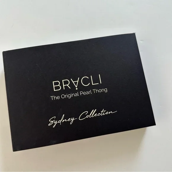 Bracli Pearl Sydney Bra in Black/Gold Lace with Pearls size L NWT NIB - Picture 8 of 11